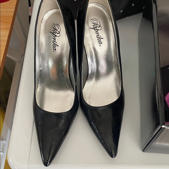 JustFab Sleek Black Stilettos - Picture 5 of 6